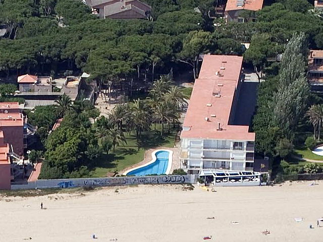Vista a�rea de los apartamentos GAVAMAR de Gav� Mar (2009)